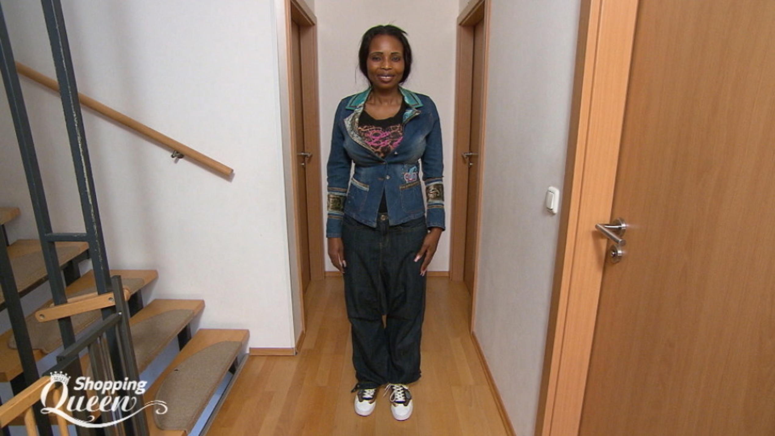Shopping Queen: Kandidatin Valerie hat zwei gute "Argumente" Valerie im Style-Check bei "Shopping Queen"