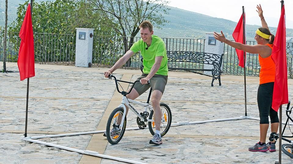 Ewige Helden: Frank Busemann meistert den "Balanceakt" am besten Ewige Helden, Frank Busemann und Nicola Thost