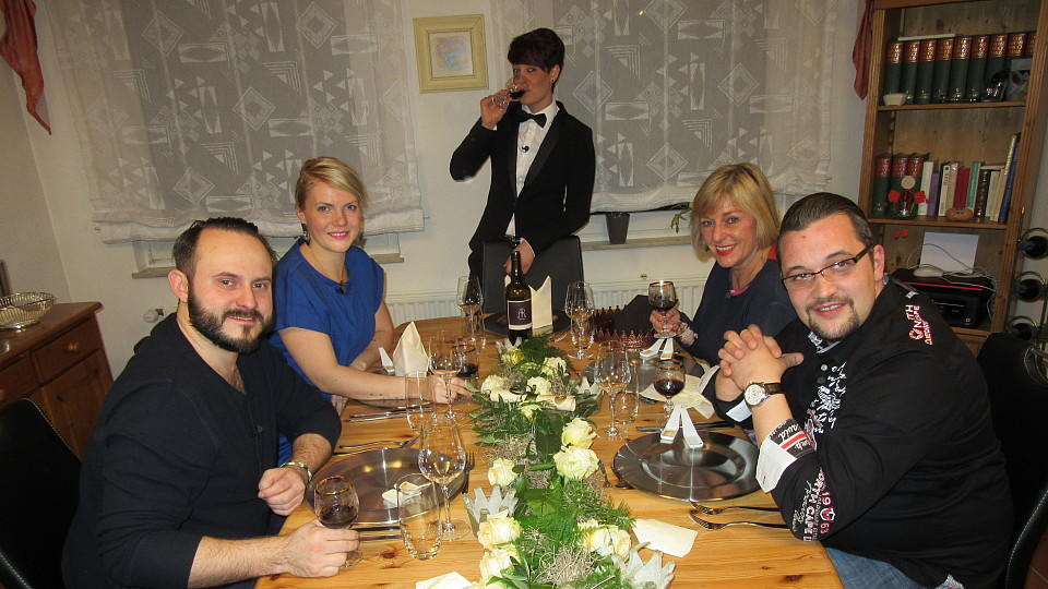 'Wer ist der Profi?'-Finale: Kann man bei Katharina bald regelmäßig im Restaurant speisen? Das perfekte Dinner, Wer ist der Profi? Kandidatin Katharina
