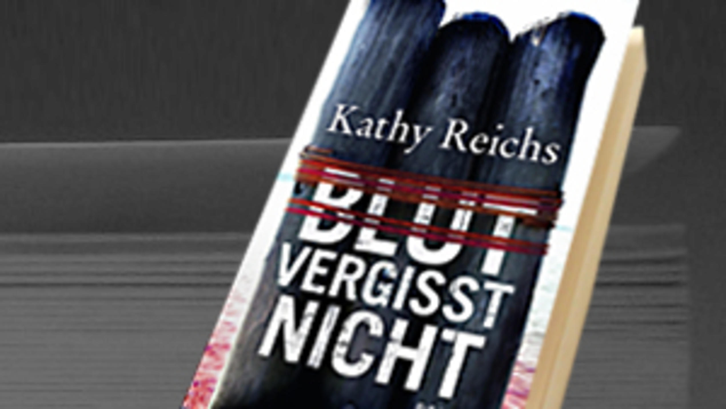 "Blut vergisst nicht"... "Blut vergisst nicht"...