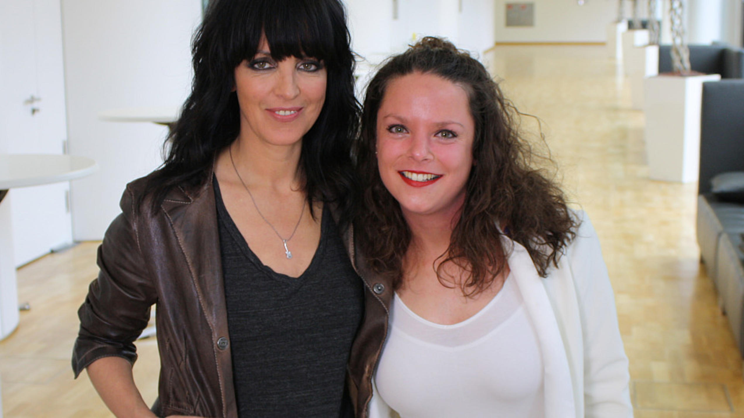 Sing meinen Song 2016: Nena blickt im Interview auf ihr Tauschkonzert zurück Nena im Interview über ihr Tauschkonzert mit VOX.de-Redakteurin Janina Lenz.