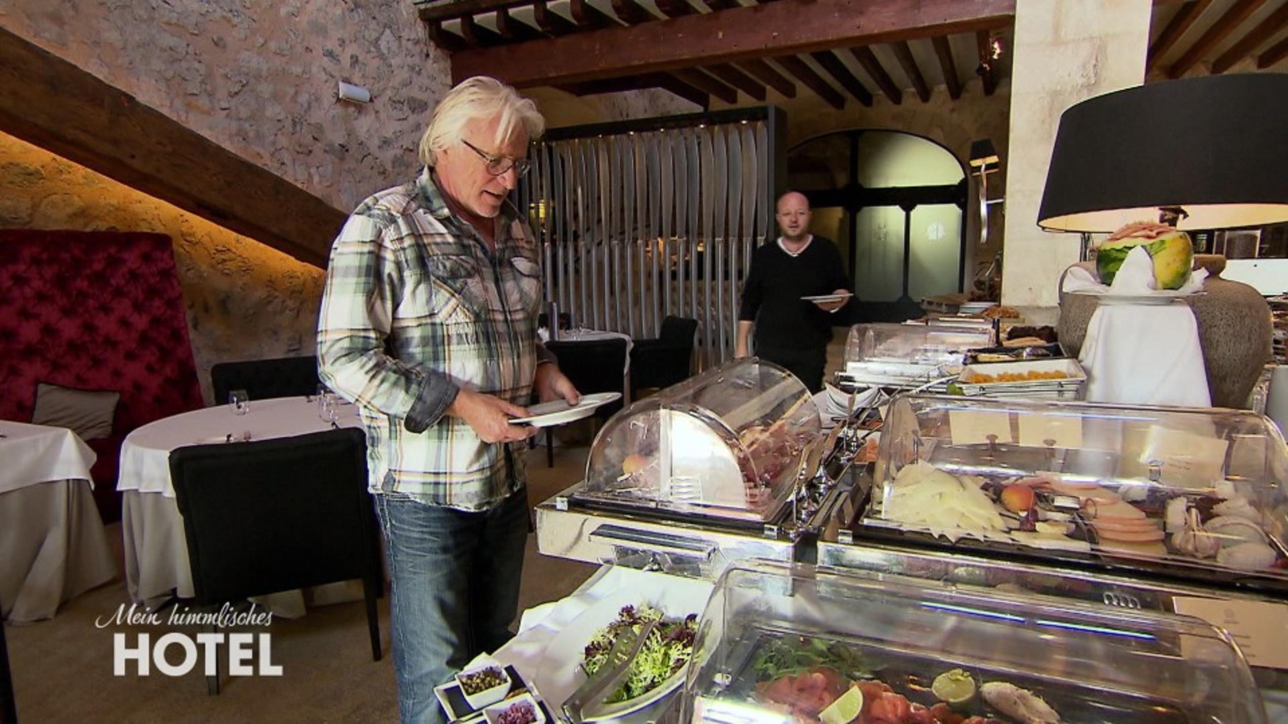 Mein himmlisches Hotel: Achim verdirbt seinen Mitstreitern mit seiner Nörgelei den Appetit im Gran Hotel Son Net Gran Hotel Son Net Achim Balearen
