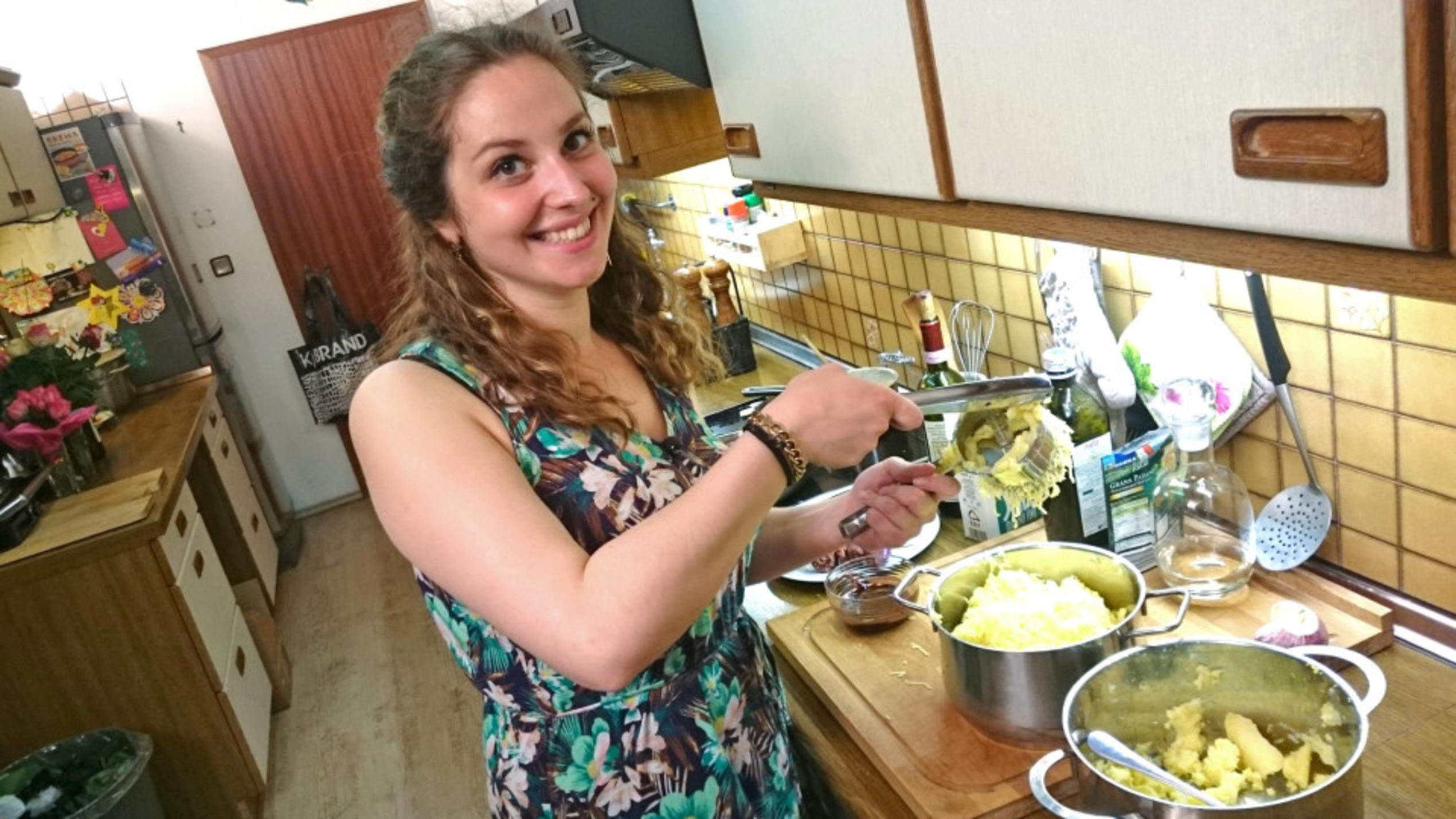 Das perfekte Dinner: Im Notfall wird bei Laura improvisiert An Kochunfälle ist Laura gewöhnt