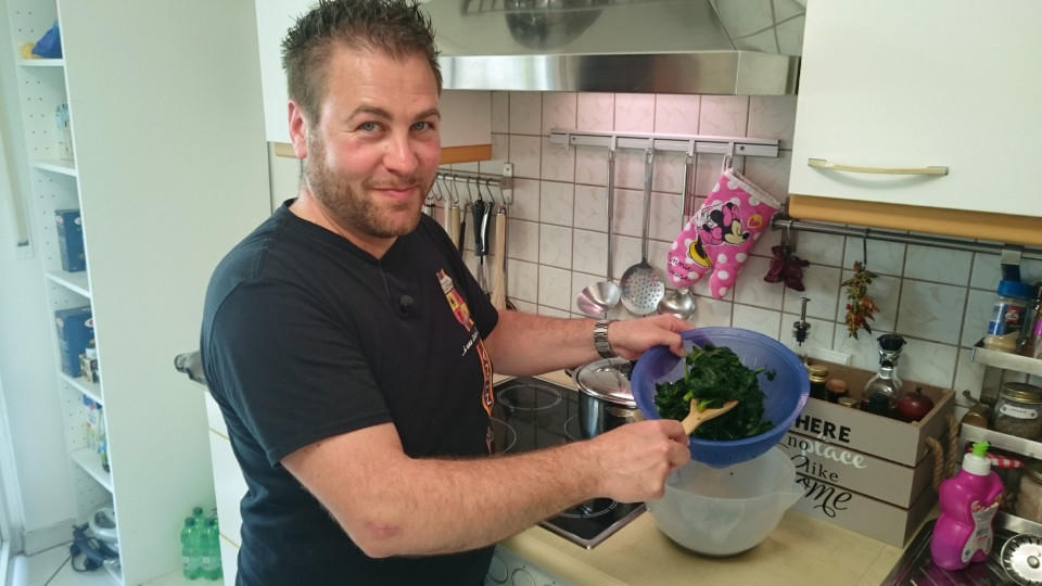 Das perfekte Dinner: Wird das Dinner für den ungeduldigen Mirko zu einer Geduldsprobe? Mirko lässt sich nicht aus der Ruhe bringen