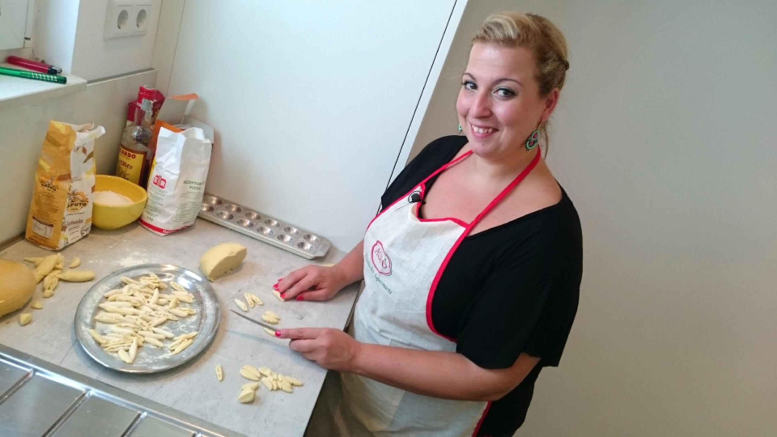 Das perfekte Dinner: Angela: "Ein strukturierter Ablauf ist die halbe Miete!" Angela freut sich auf die Herausforderung