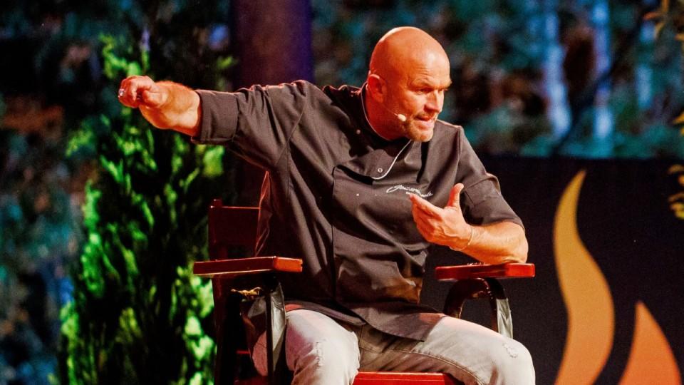 Grill den Henssler – Sommer-Special: TV-Koch und Coach Stefan Wiertz Stefan Wiertz als Koch-Coach bei "Grill den Henssler - Sommer-Special"