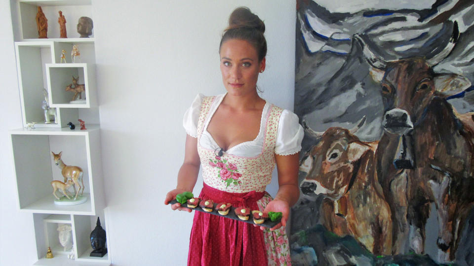 Das perfekte Dinner: Schafft es Lisa trotz Unpünktlichkeit zum Dinner-Sieg? Dinner Allgäu Lisa