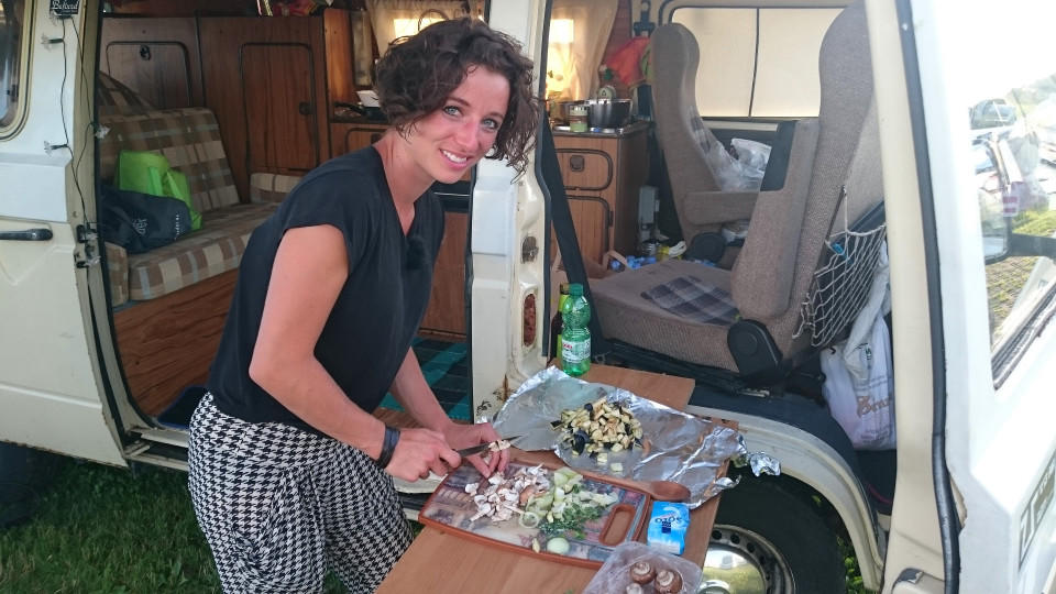 Das perfekte Dinner: Mit Reggea und Samba kocht es sich besser Camping Niederrhein Tag 3 Bianca Dinner
