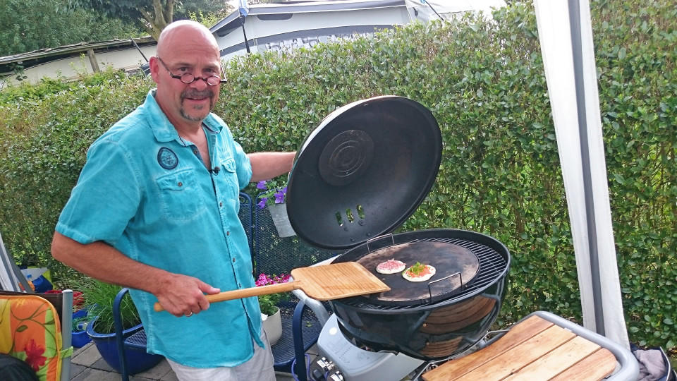 Das perfekte Dinner: Am liebsten bekocht Olaf seine Gattin Camping Niederrhein Tag 5 Olaf Dinner