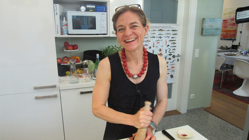 Das perfekte Dinner: Das Kochen nach Rezept funktioniert bei Sonja nicht so einfach DPD KW 35 20162908 Stuttgart Tag 1 Sonja