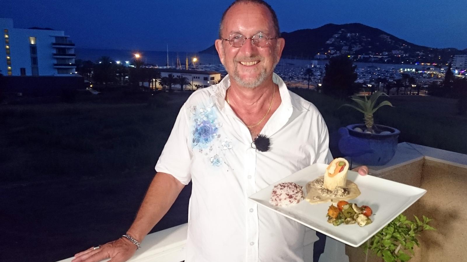 Das perfekte Dinner: Urs hält nichts von Vorschriften und macht sein eigenes Ding Bei Urs gibt es Spaghetti für Überraschungsgäste.