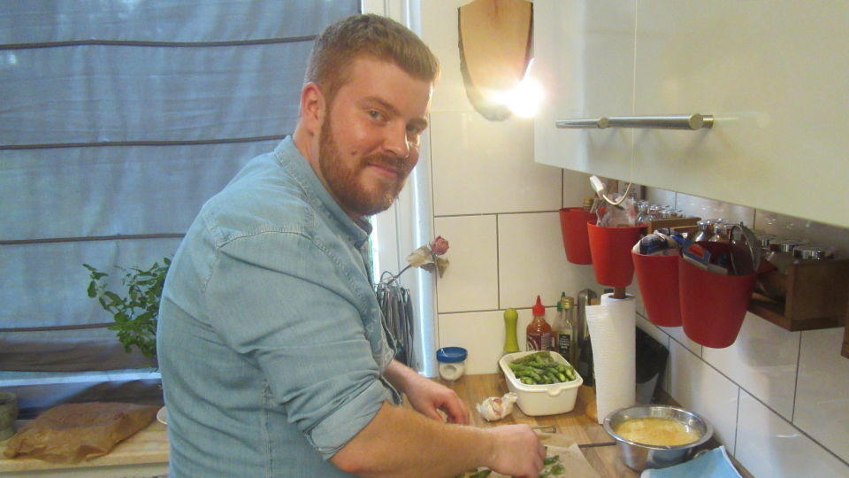 Das perfekte Dinner: Tobias schafft Voraussetzungen für ein nicht so perfektes Dinner Tobias ist ein ehrgeiziger Hobbykoch.
