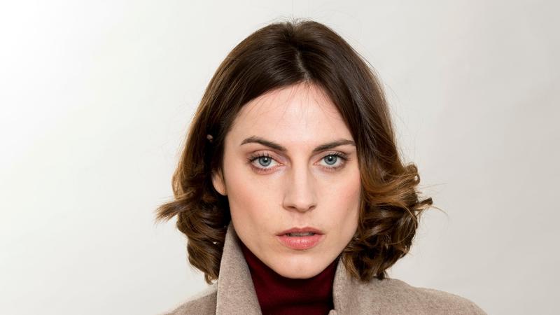 Weinberg: Antje Traue spielt Hanna Zepter "Weinberg": Antje Traue als Hanna Zepter