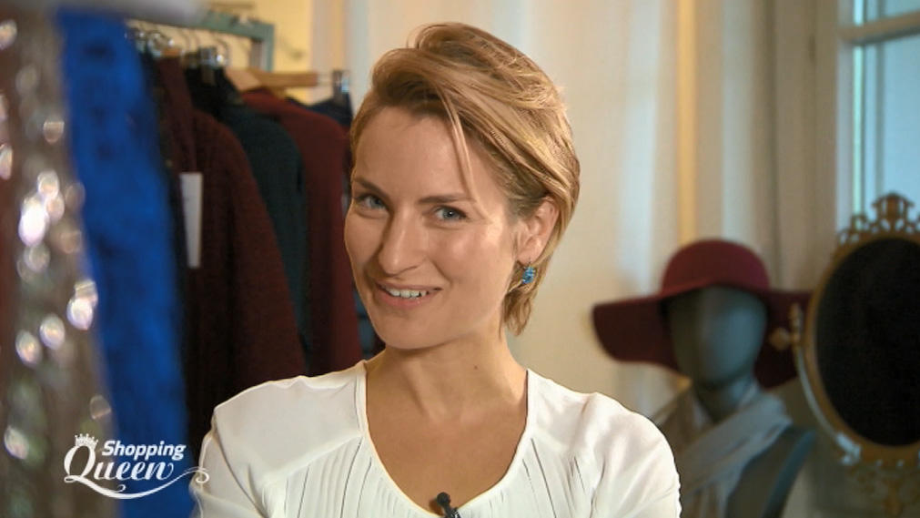 Shopping Queen: Kandidatin Caroline ist Designerin aus Bonn "Shopping Queen"-Kandidatin Caroline macht "Zaubermode"