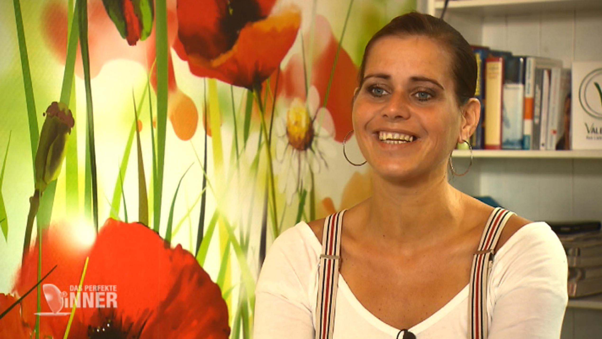 Das perfekte Dinner: Inga hat romantische Pilgergeschichten auf Lager Bei "Das perfekte Dinner" erzählt Gastgeberin Inga, dass sie ihre große Liebe beim Pilgern fand.