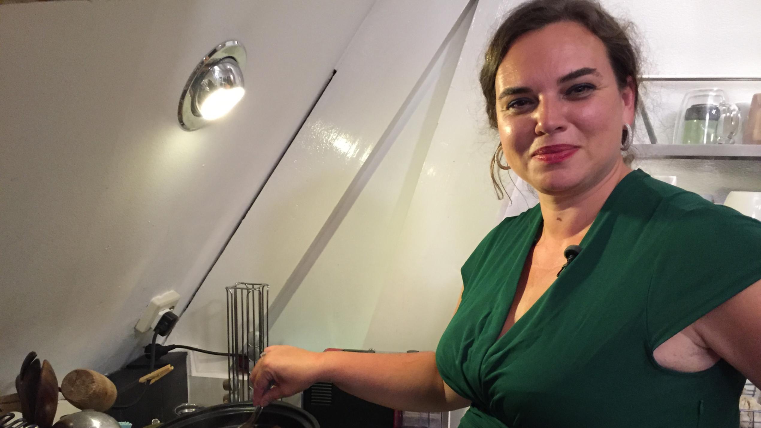 Das perfekte Dinner: Nathalie im kulinarischen Steckbrief An Tag zwei bei "Das perfekte Dinner" in Amsterdam kocht Nathalie.