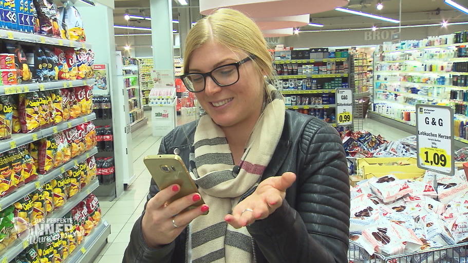 Das perfekte Dinner: Christinas Lammkarree-Suche wird zur Irrfahrt Mit Knochen, ohne Knochen? Christina führt ein verwirrendes Gespräch.