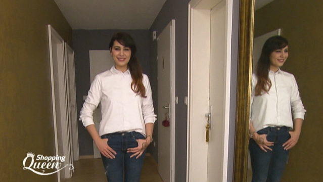 Shopping Queen: Nadia aus München im Style-Check "Shopping Queen"-Kandidatin Nadia im Style-Check.