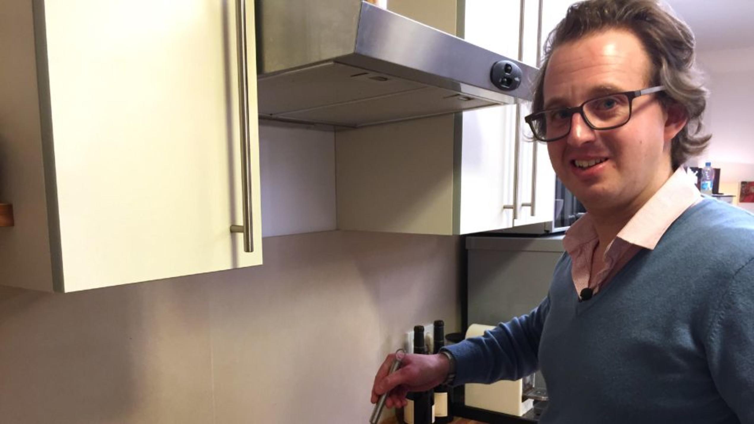 Das perfekte Dinner: Karsten gibt sich tiefenentspannt Gastgeber Karsten