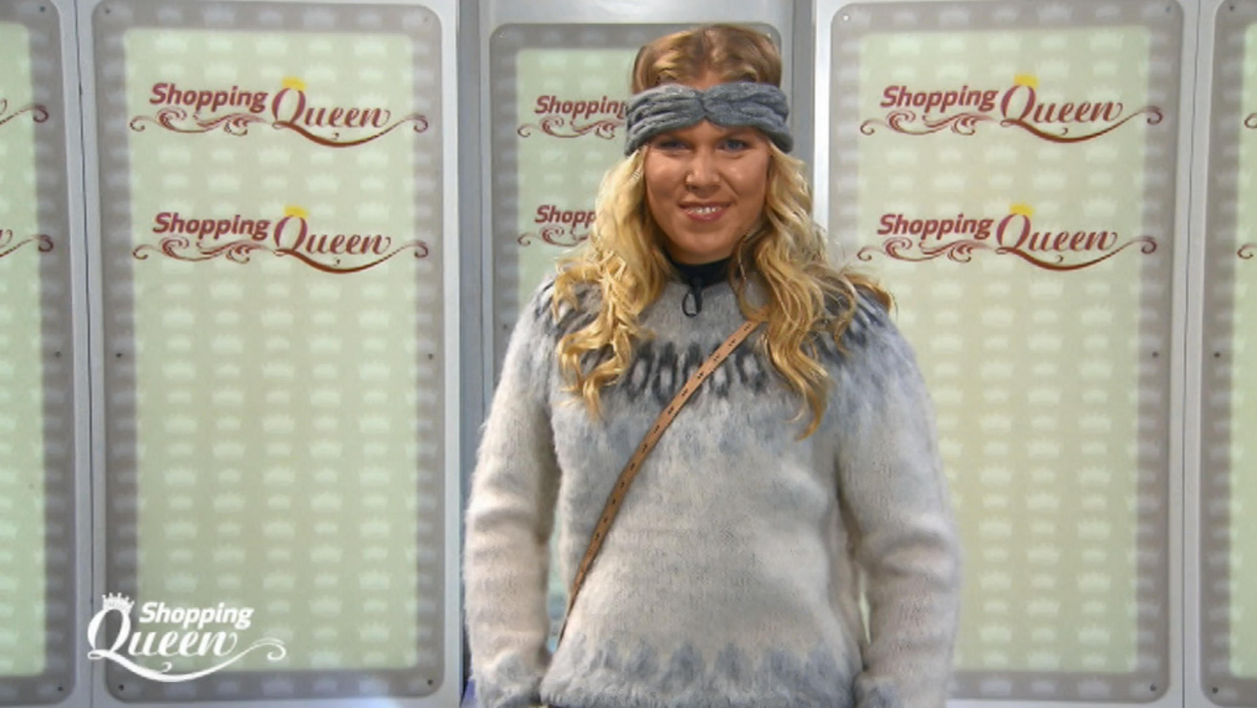 Shopping Queen: Jasmin präsentiert ihren 'Après-Ski-Party'-Look auf dem Catwalk "Shopping Queen"-Kandidatin Jasmin aus Hannover präsentiert ihren Après-Ski-Party-Look