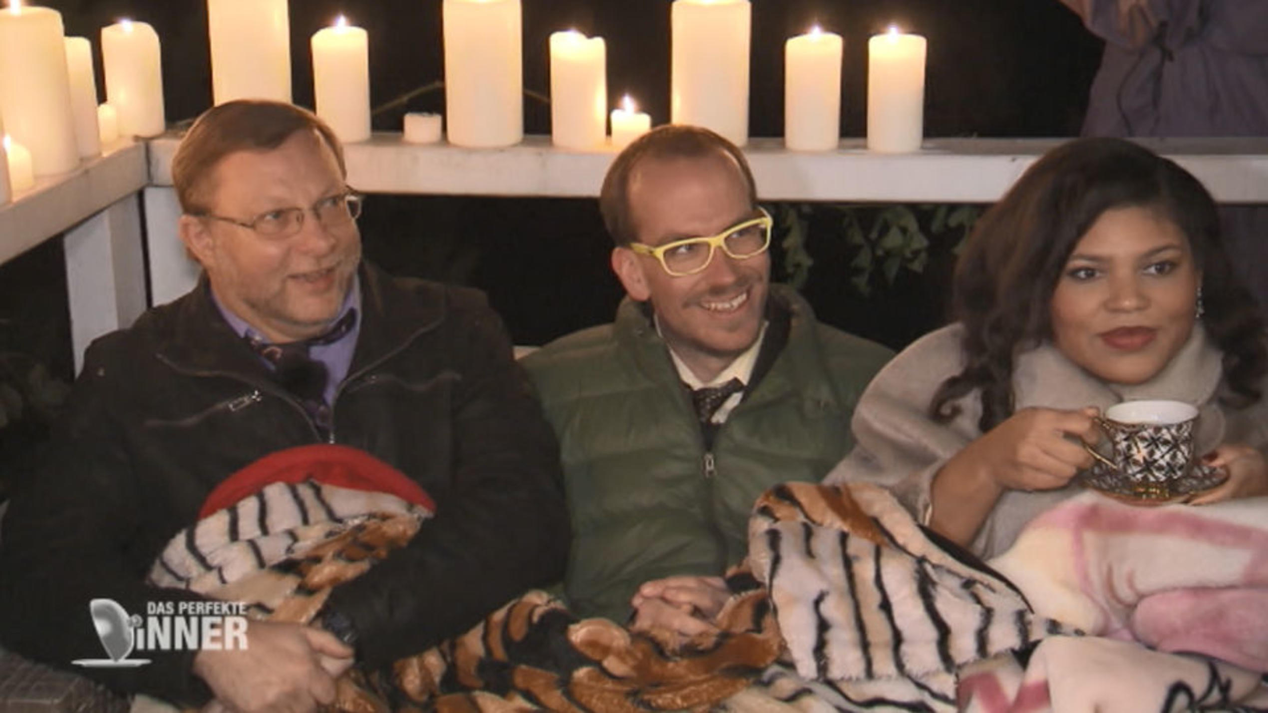 Das perfekte Dinner: Utes Gäste müssen leider draußen warten Warmkuscheln bei Ute