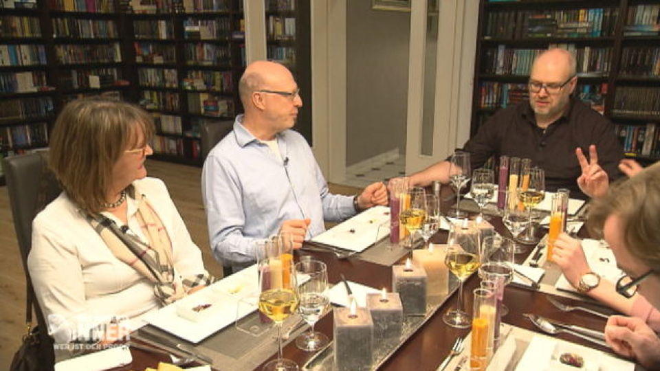 Das perfekte Dinner: Jens serviert als Vorspeise einen Chemie-Baukasten Jens´hat die Suppen dick