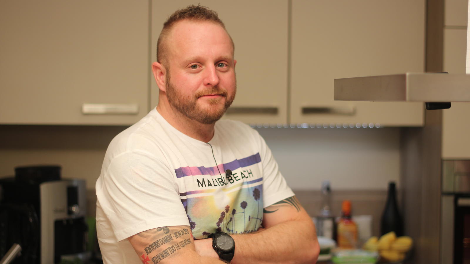 Das perfekte Dinner: Jens im kulinarischen Steckbrief An Tag eins bei "Das perfekte Dinner" in Darmstadt kocht Jens.