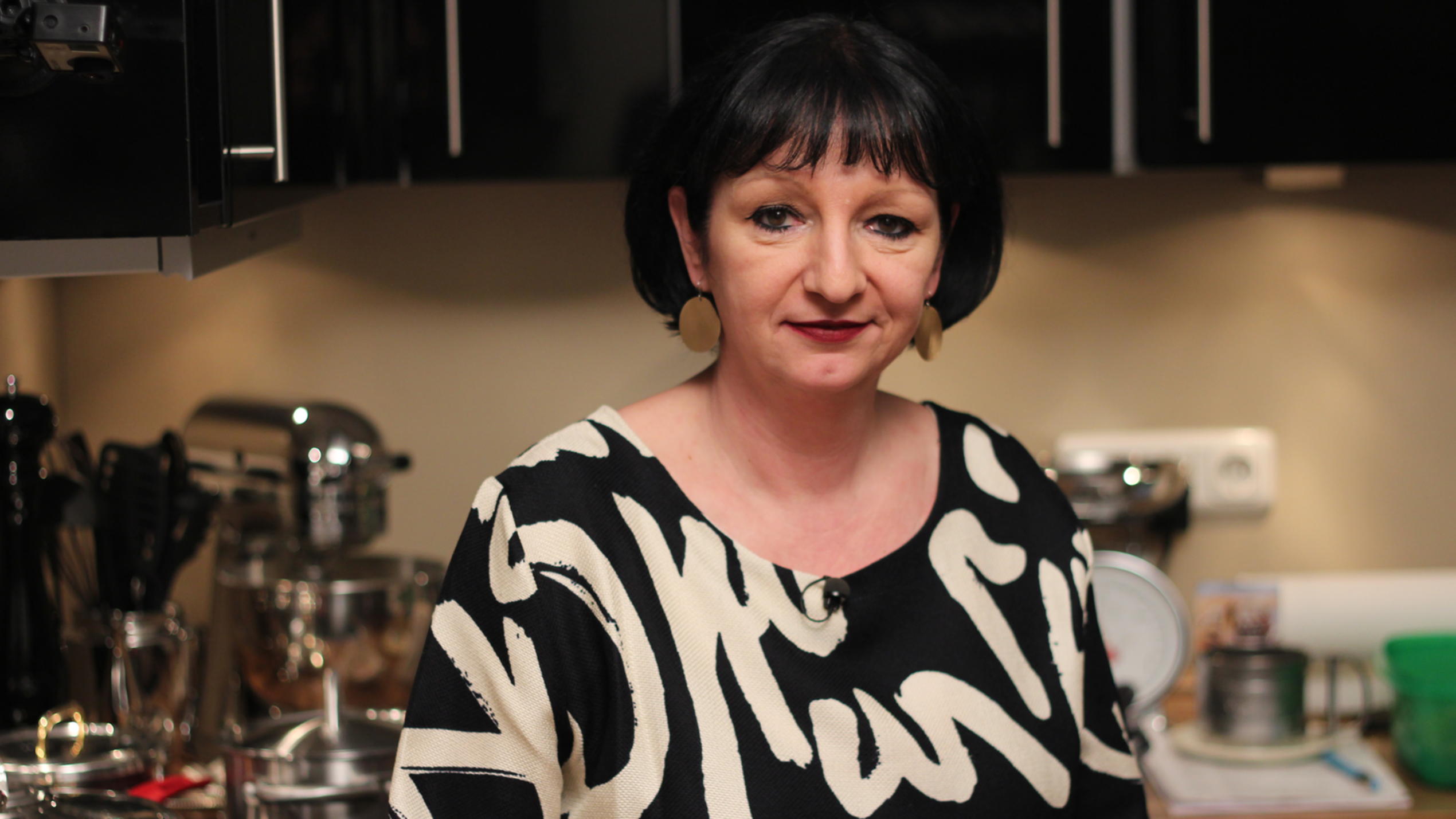 Das perfekte Dinner: Petra im kulinarischen Steckbrief An Tag drei bei "Das perfekte Dinner" in Darmstadt kocht Petra.