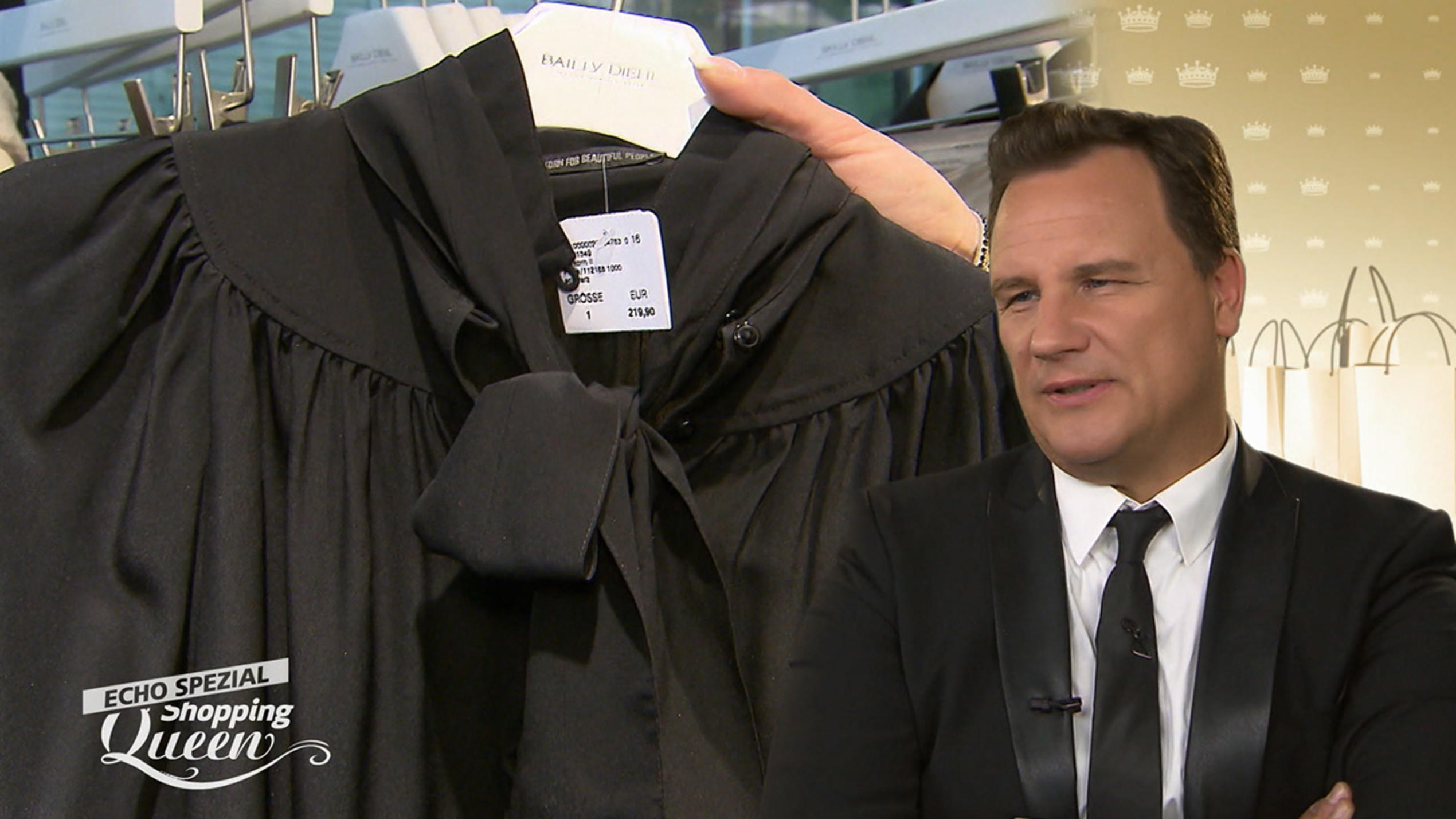 Shopping Queen: Filiz aus Mainz sucht den perfekten "Bling-Bling"-Look für eine ECHO-Laudatio Guido Maria Kretschmer findet die Bluse nicht passend.