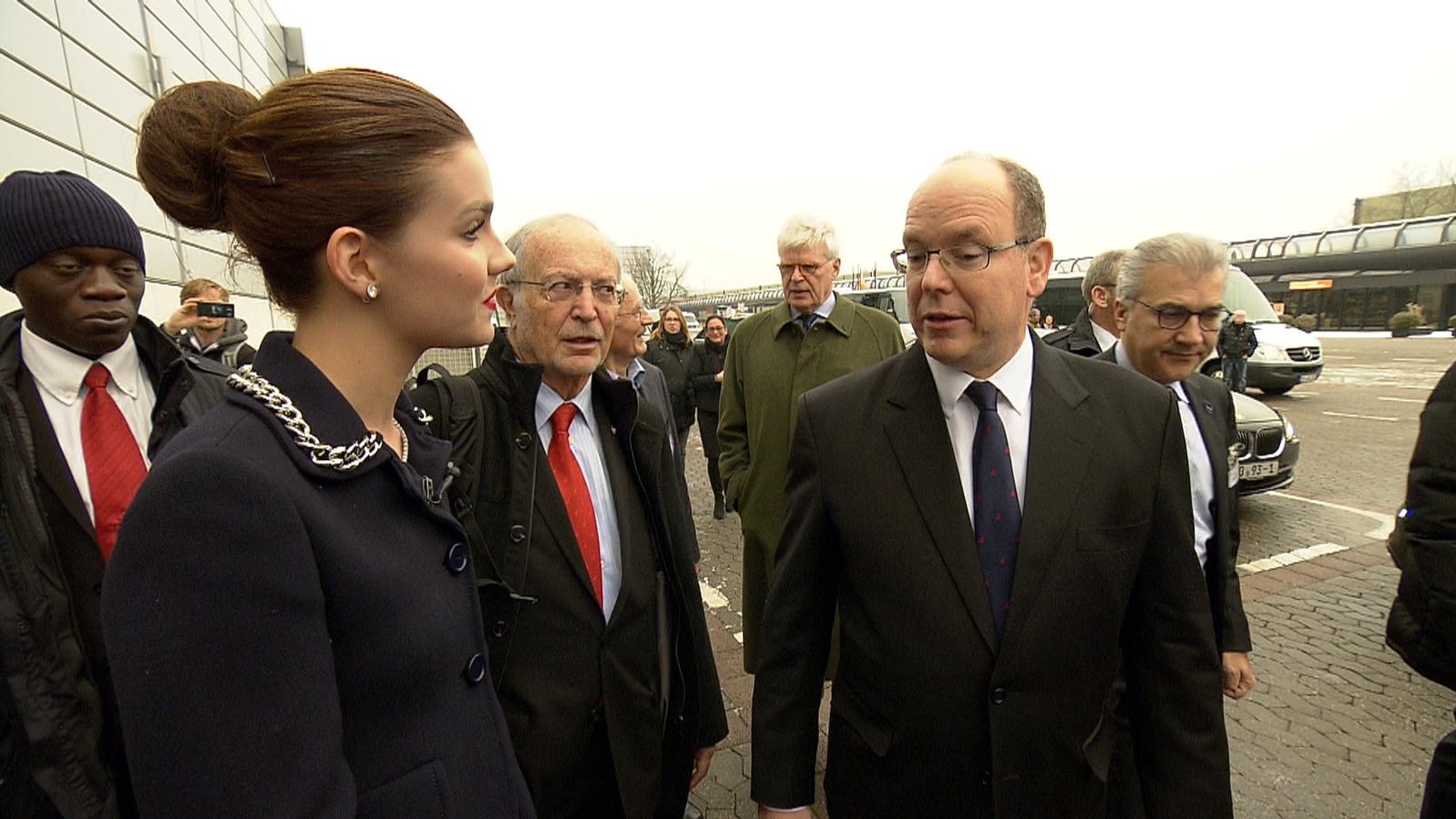Goodbye Deutschland: Nathalie Volk trifft Fürst Albert von Monaco Nathalie Volk trifft auf Fürst Albert von Monaco