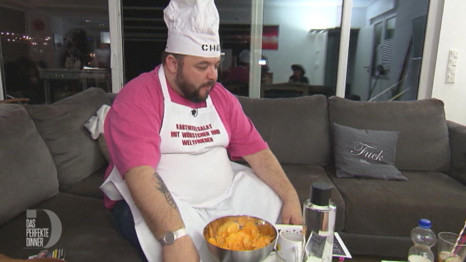 Das perfekte Dinner: Nervenzusammenbruch bei Micky? Mickys muss eine Pause machen, weil er mit den Nerven fast am Ende ist.