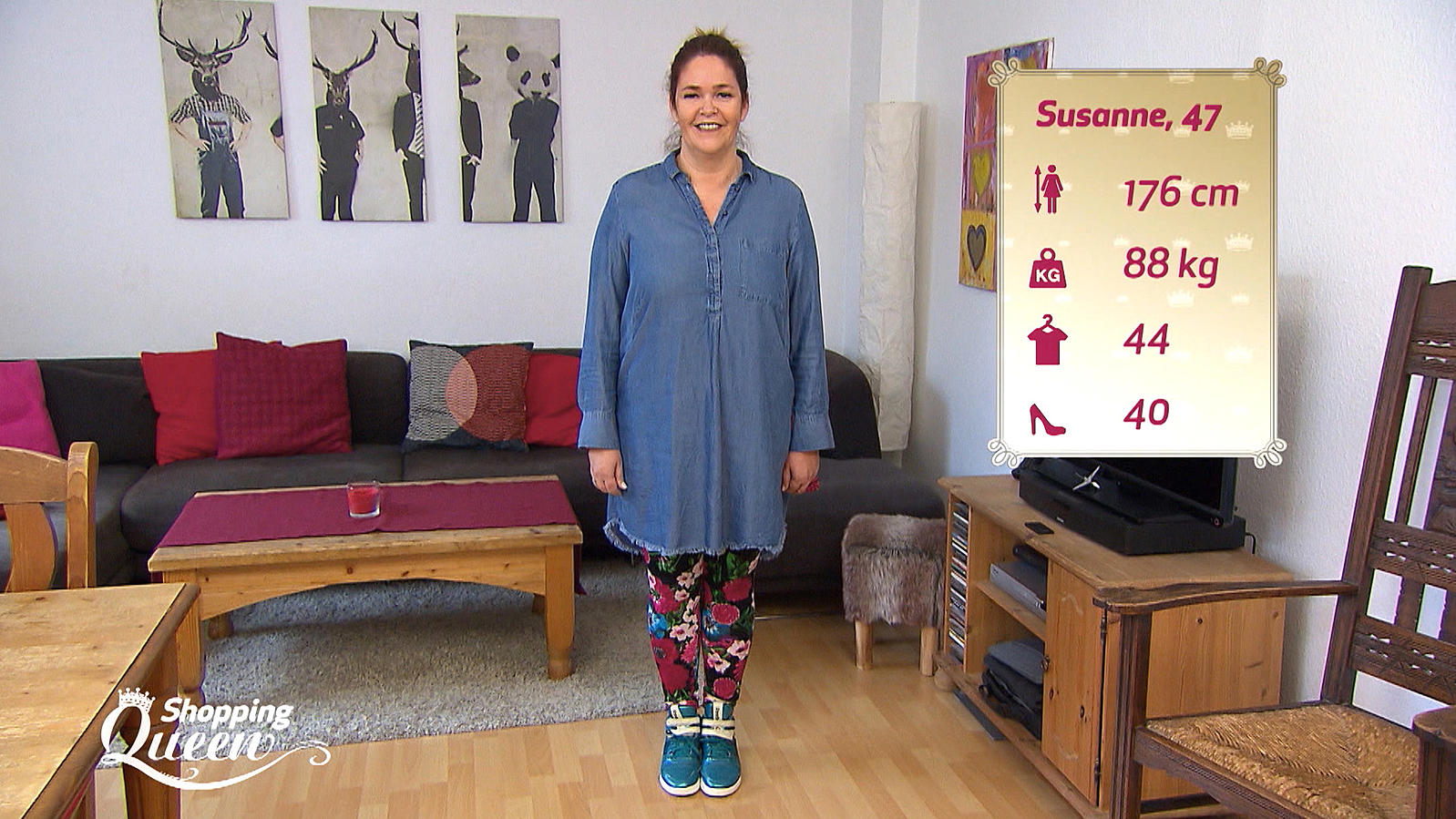 Shopping Queen: Susanne aus Köln im Style-Check Susanne stellt sich bei "Shopping Queen" in Köln dem Style-Check von Guido Maria Kretschmer.