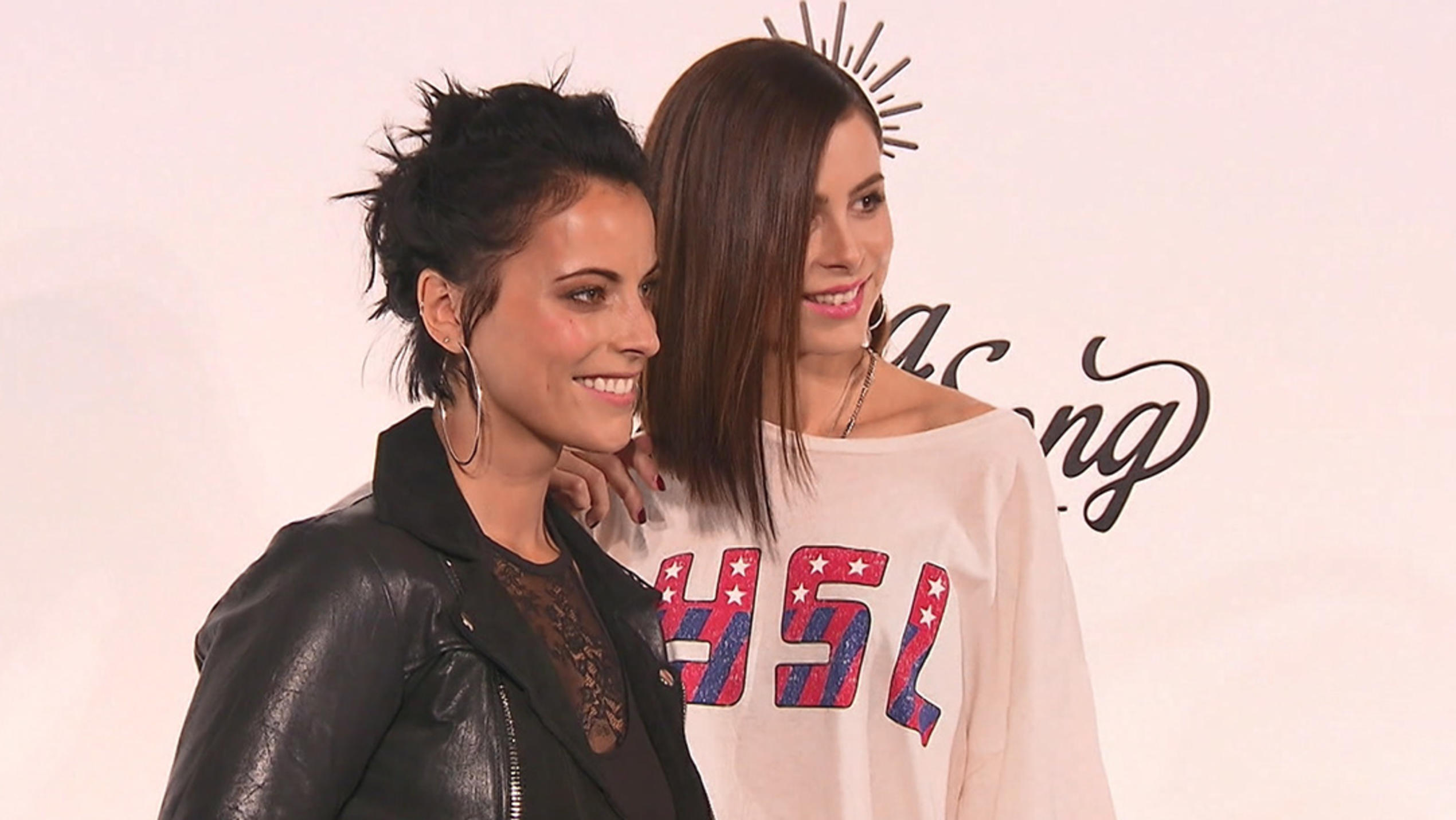 Sing meinen Song 2017: Lena Meyer-Landrut und Stefanie Kloß kennen sich schon viele Jahre Lena Meyer-Landrut und Stefanie Kloß kennen sich schon viele Jahre.