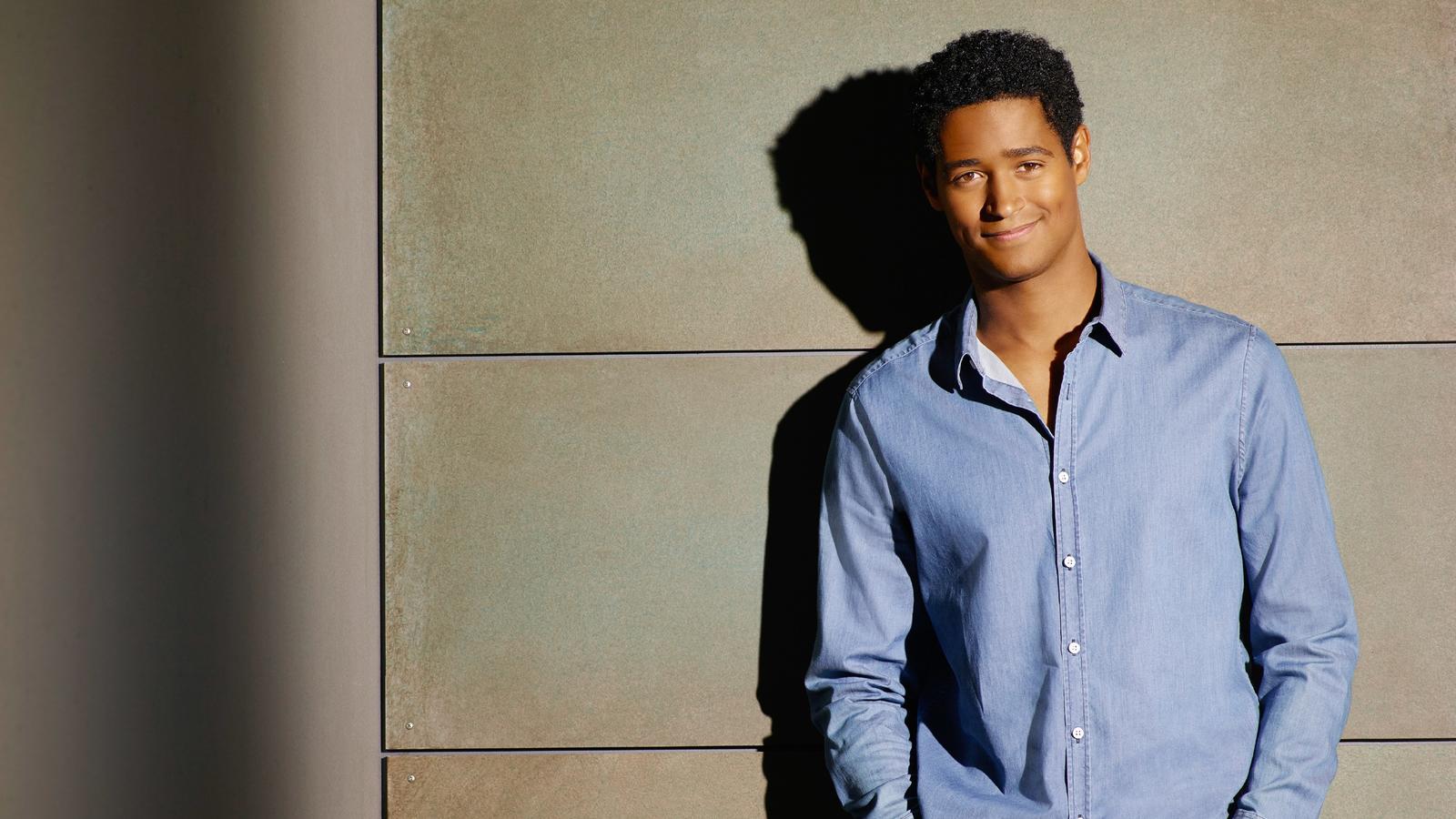 Alfred Enoch als Wes Gibbins 2. Staffel: Wes Gibbins (Alfred Enoch)