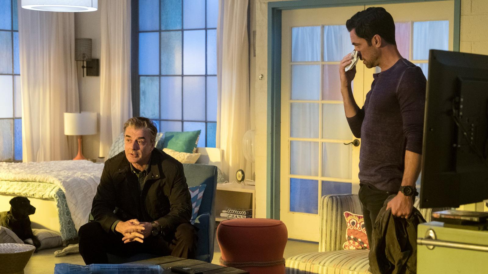 Neue fesselnde Crime-Serie "Gone" John Bishop(Danny Pino, r.), Frank Novak (Chris Noth)