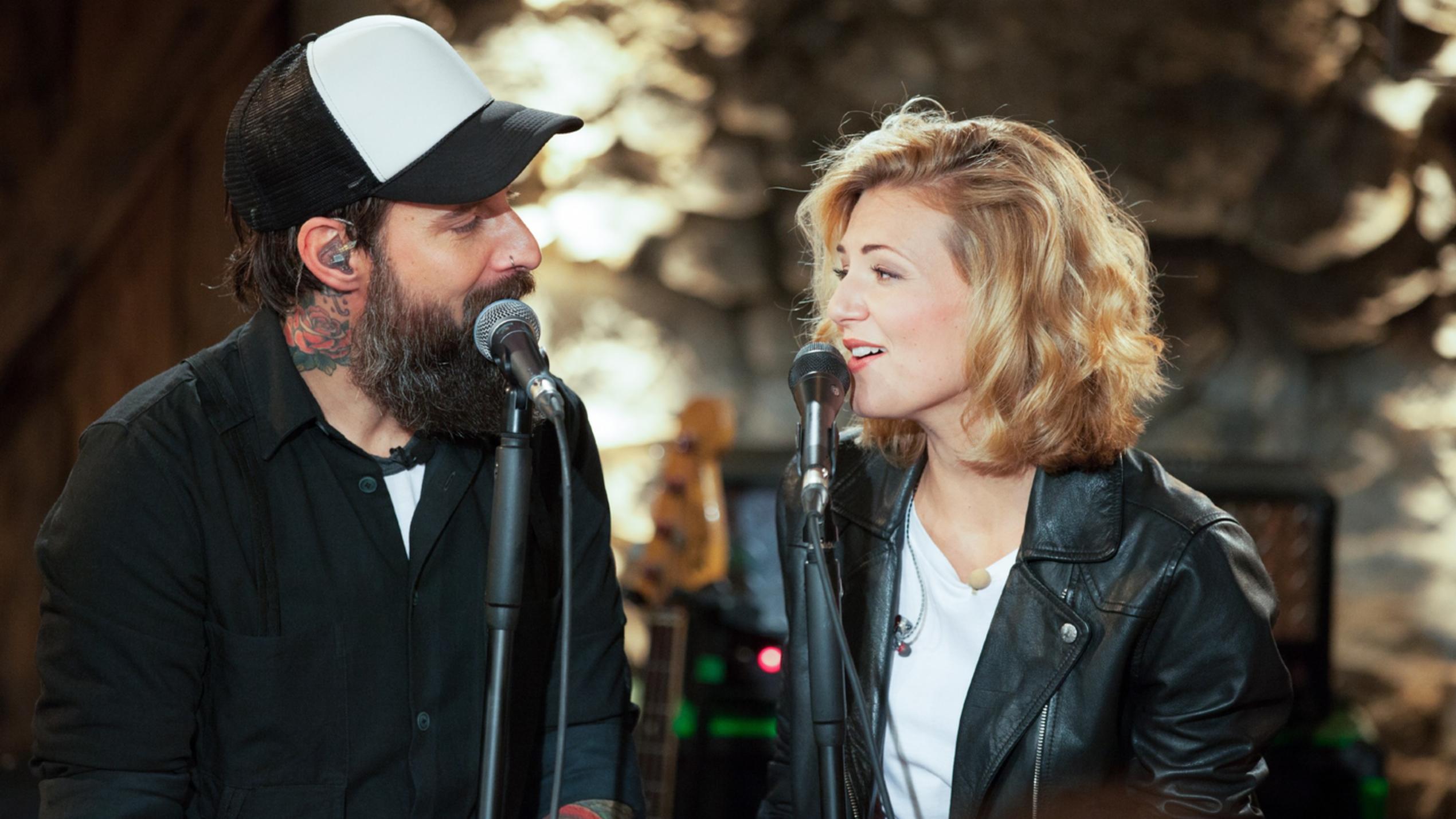 One Night Song 2017: Daniel Wirtz und Ella Endlich performen "The Look Of Love" Daniel Wirtz und Ella Endlich performen "The Look Of Love".