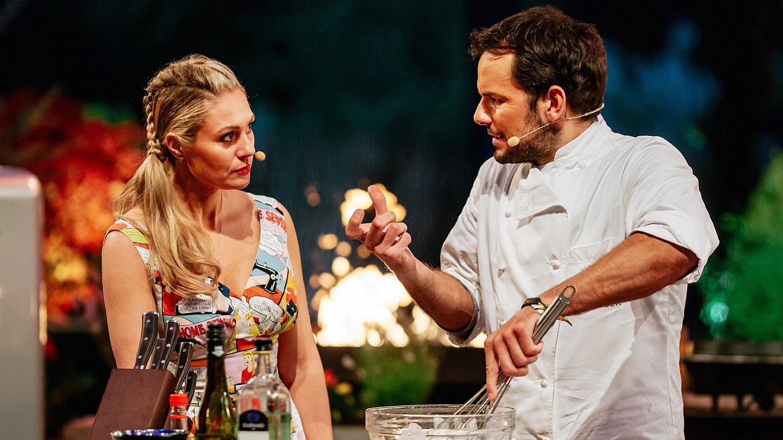 Das große Grill den Henssler-Finale! Die Sommer-Specials stehen vor der Tür Steffen Henssler gibt bei den "Grill den Henssler Sommer-Specials" noch einmal Vollgas.