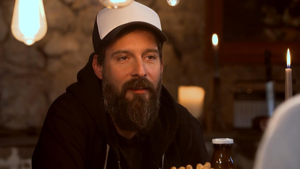One Night Song 2017: Was ist ein "Glasperlenspiel"? Daniel Wirtz hat keine Ahnung, was ein "Glasperlenspiel" ist.
