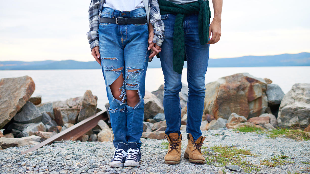Fashion Lexikon: Boyfriend Jeans Hand in Hand im Boyfriend Style