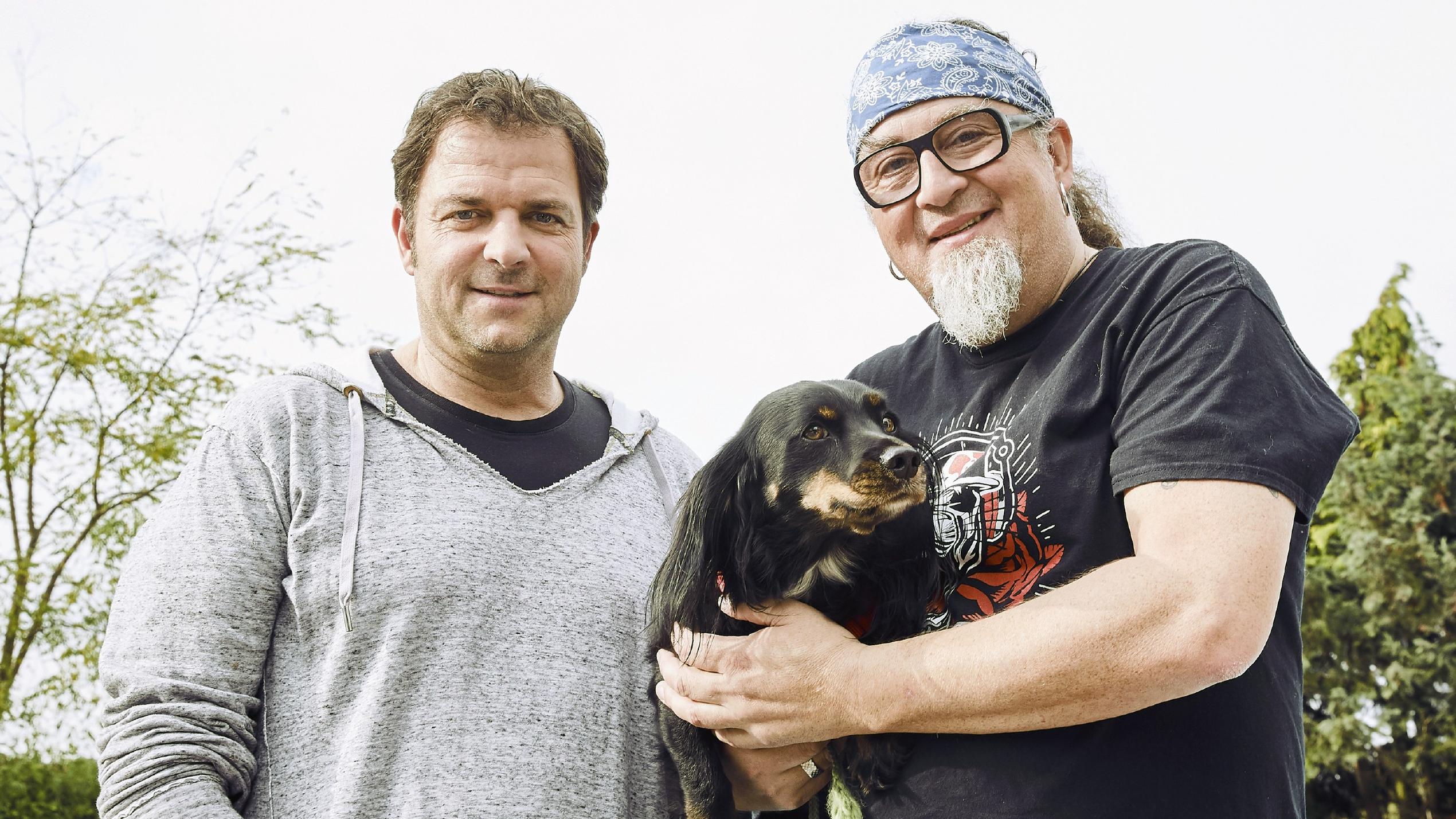 Der V.I.P. Hundeprofi: Spitzenkoch Stefan Marquard Martin Rütter (l.) mit Stefan Marquard und seiner Hündin "Jackie".