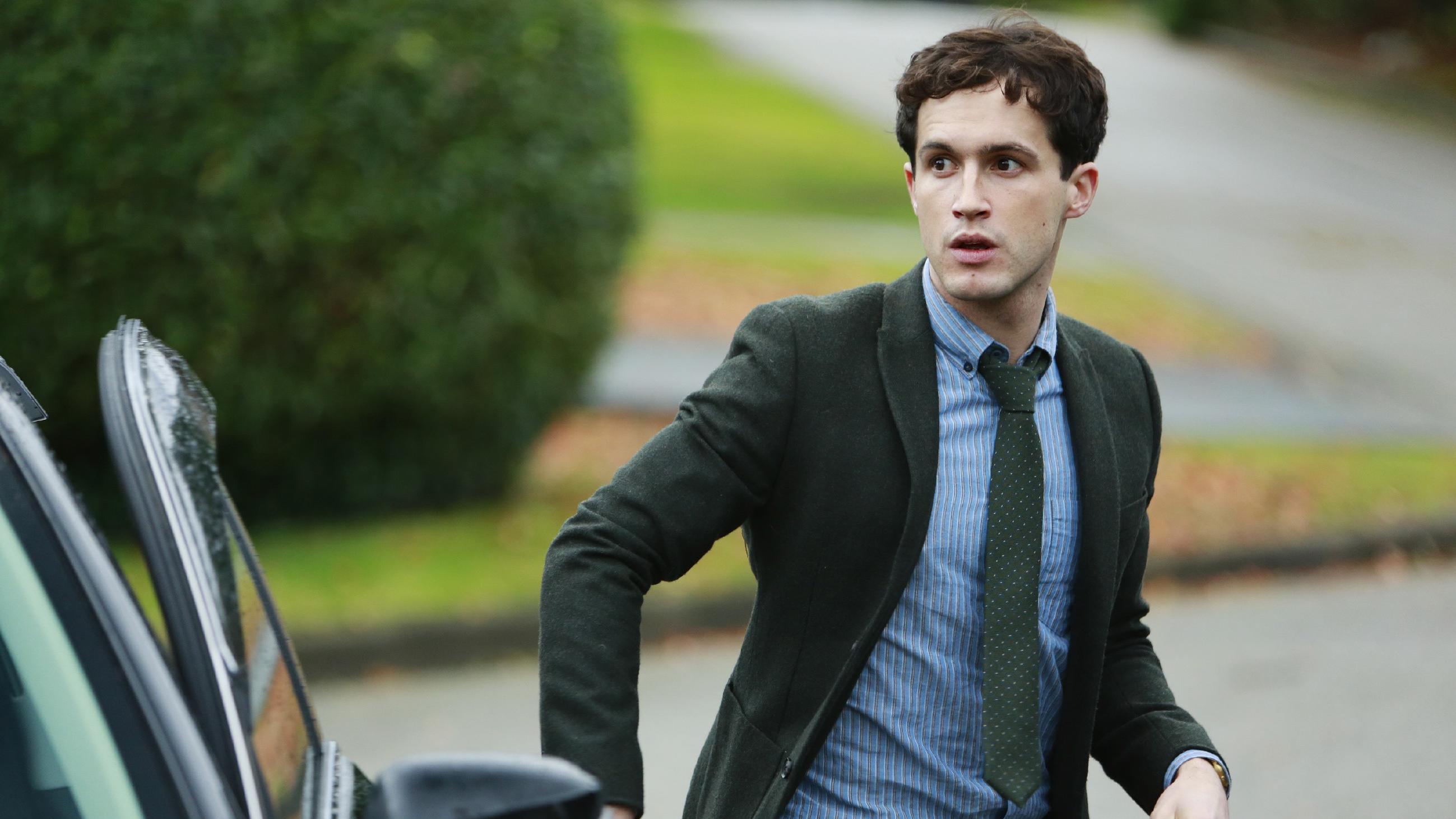 Imposters: Ezra Bloom gespielt von Rob Heaps Ezra Bloom (Rob Heaps)