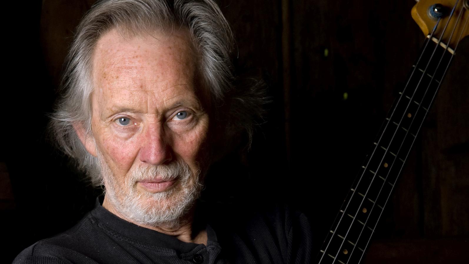 ECHO 2018: Lebenswerk-ECHO für Musikerlegende Klaus Voormann Klaus Voormann wurde mit dem ECHO 2018 für sein Lebenswerk geehrt