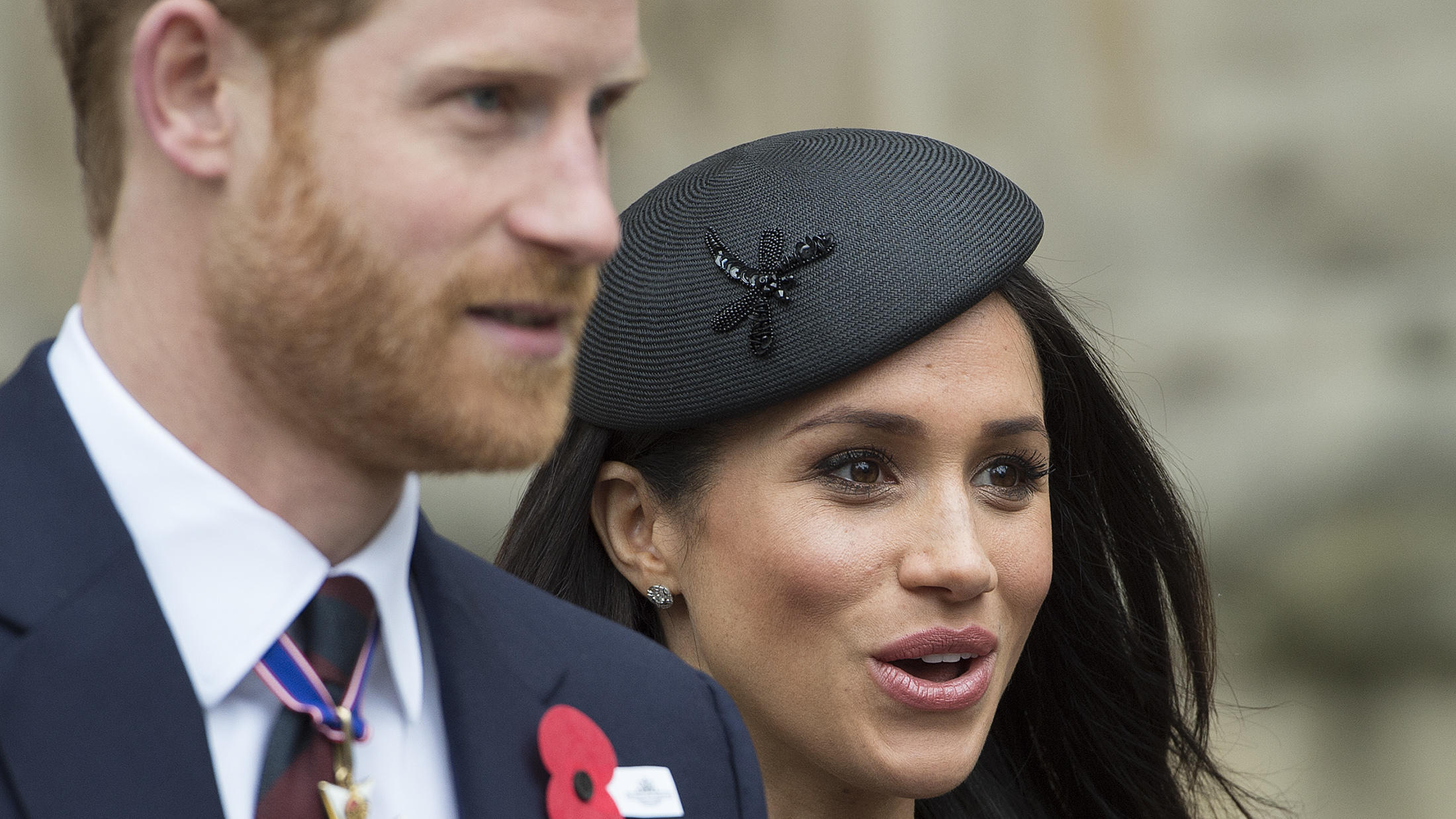 Wer führt Meghan Markle zum Traualtar? Adels-Experte Michael Begasse erklärt die vier Möglichkeiten Meghan Markle und Prinz Harry geben sich am 19. Mai das Ja-Wort