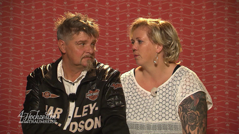 In jedem Fall ein "Arschtritt" für Sandra und Gatten In jedem Fall ein "Arschtritt" für Sandra und Gatten