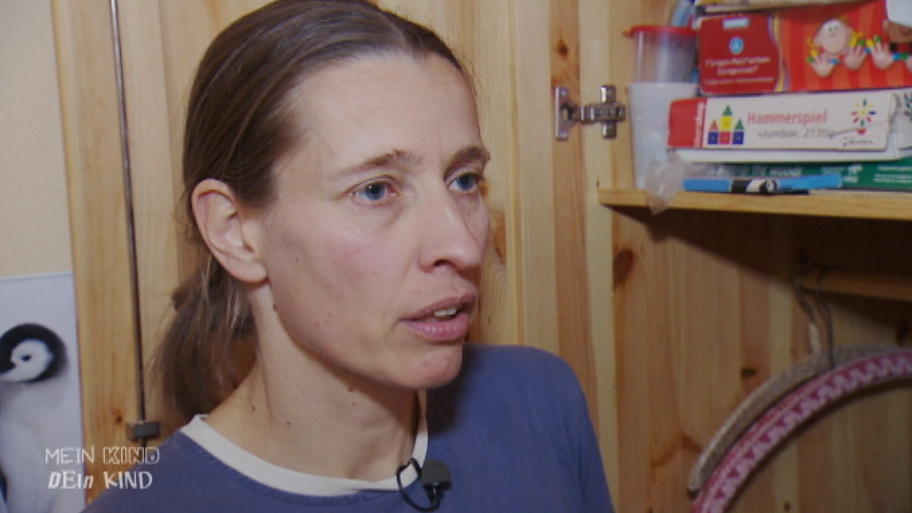Nadja macht bei Kleidung keinen Unterschied Nadja macht bei Kleidung keinen Unterschied