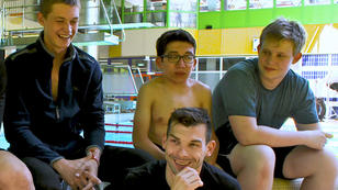 Das Schwimm-Team im Interview am Set Das Schwimm-Team im Interview am Set