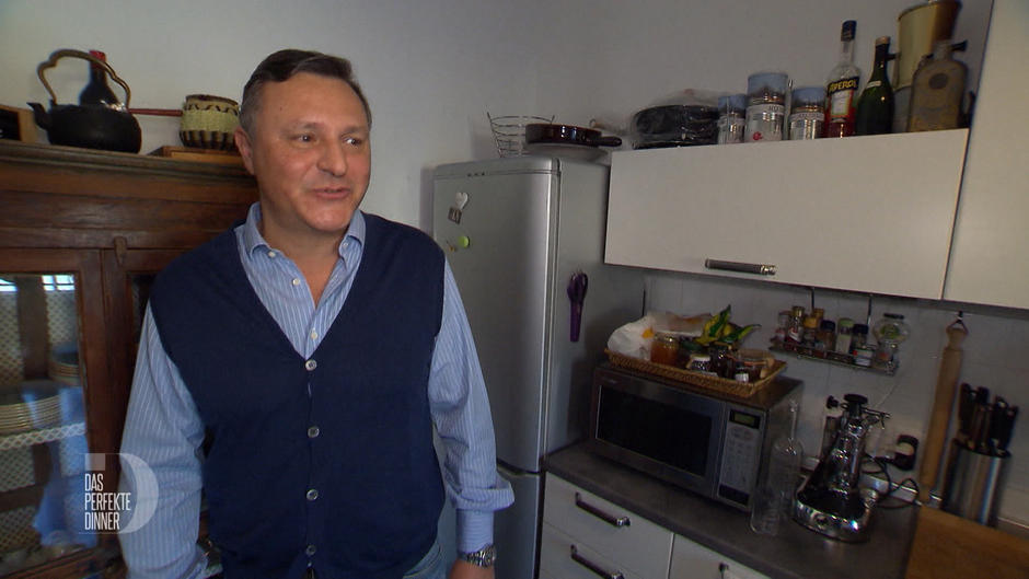 Raffaele serviert ein edles Fisch-Menü Raffaele serviert ein edles Fisch-Menü