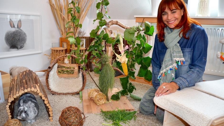Diana zeigt, wie schön artgerechte Haltung ist Diana zeigt, wie schön artgerechte Haltung ist