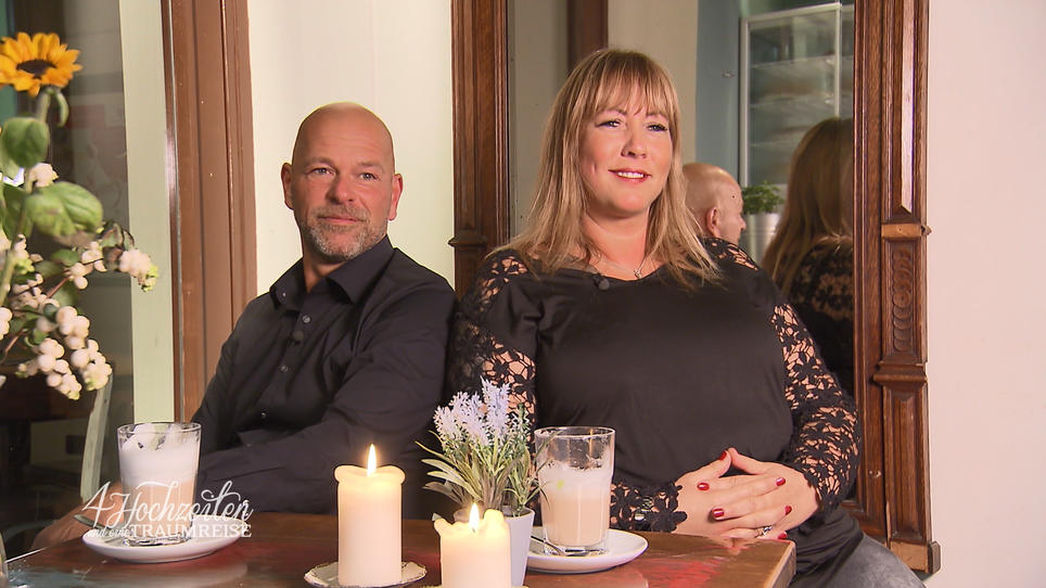 Zwischen Anja und Maik knistert es ordentlich Zwischen Anja und Maik knistert es ordentlich