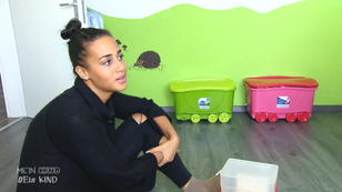 Chantal ist sehr entspannt mit ihren Kindern Chantal ist sehr entspannt mit ihren Kindern